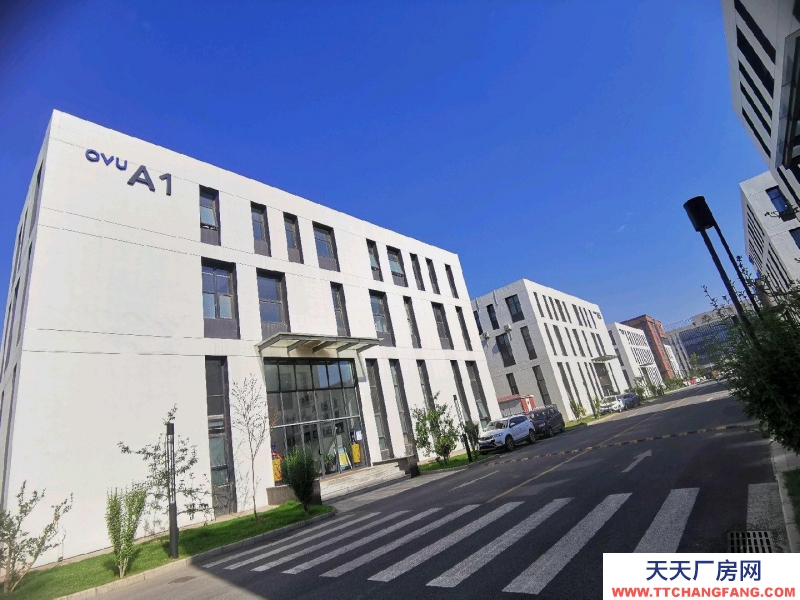 (出售)咸陽秦都 2層半贈送露臺，50年產(chǎn)權(quán)，高速路口旁