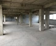 (出租) 咸寧赤壁樓梯房，帶電梯，每層1000多平方，用于作坊，加工，