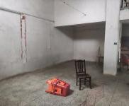 (出租) 咸寧赤壁門店在107國道營里社區新加坡小區內。