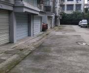 (出售) 鄂州位置在鳳凰廣場附近，車庫面積25平米。