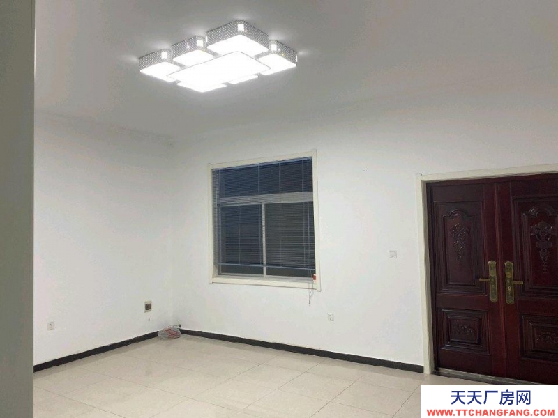 (出租) 渭南富平獨門獨院，五室兩廳兩衛一廚。