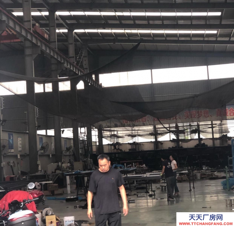 (出租)寶雞渭濱高新二路涼泉毗鄰高速路口！標準工業廠房也可做庫房，辦公室齊全