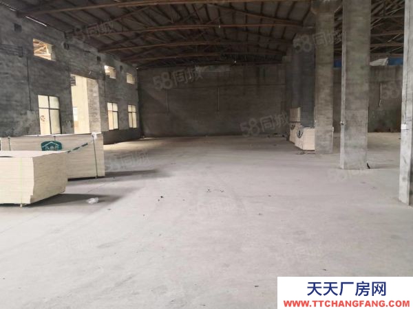 湘潭市湘潭縣 離易俗河開車五公里業(yè)主自建單層獨棟廠房1400平出租