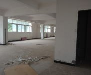 (出租)隨州 曾都區國際汽配城三樓出租可以分割有電梯地板磚大白墻
