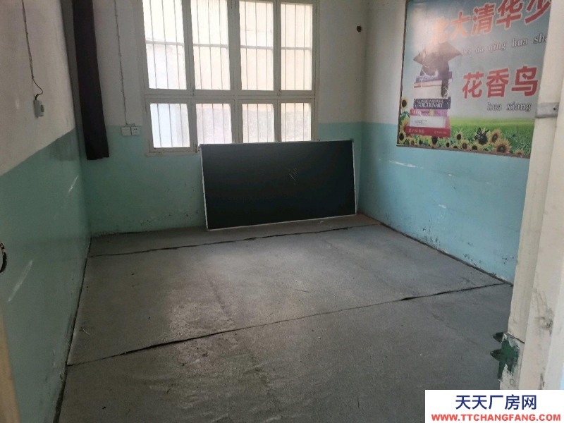 (出租) 漢中南鄭一樓整體出租，前后獨門獨院，自帶圍墻，安全可靠。