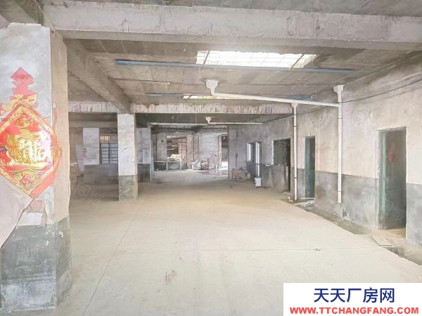 臨沂羅莊化武路與俄黃路600平方報(bào)價(jià)3萬，可倉(cāng)庫(kù)可加工進(jìn)出大車方便