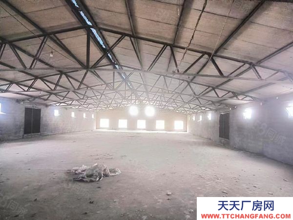 臨沂羅莊化武路與13路800平方報(bào)價(jià)5萬，可倉(cāng)庫(kù)可加工大車進(jìn)出方便