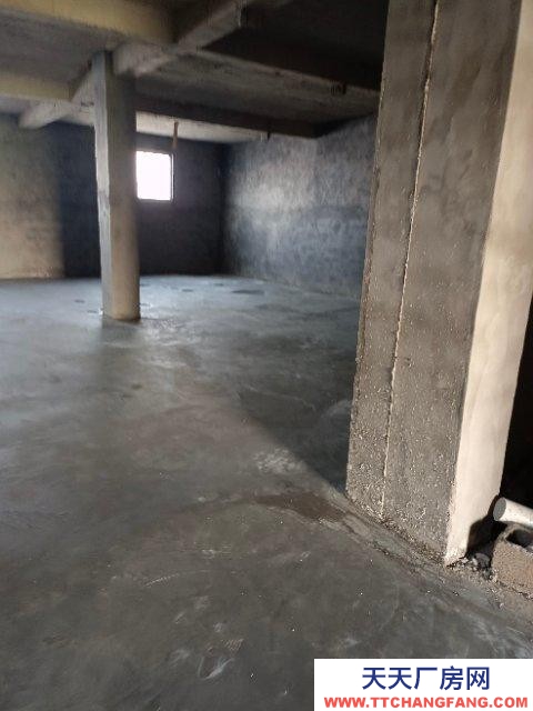 臨沂河東水電齊全交通方便，農(nóng)村自建二層樓房