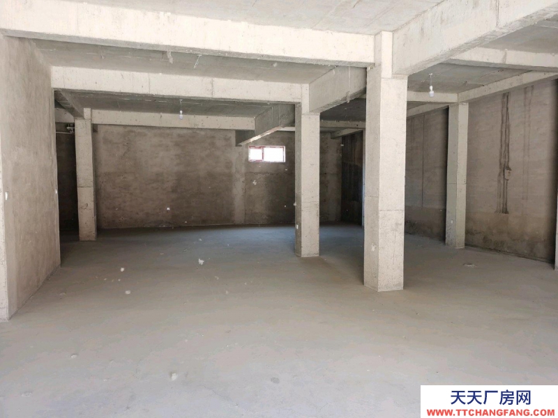 廊坊 大城 二姑院村三層樓房740平，一樓倉庫300平，可分租也可整租！