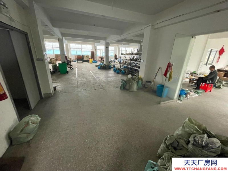 溫州甌海(出租) 倉庫，8塊一平！三線電，電梯，交通方便，獨門獨院