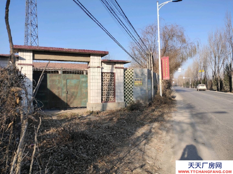 廊坊 文安 德歸兩排房屋居住辦公存儲水電暖院內門口可停車大車