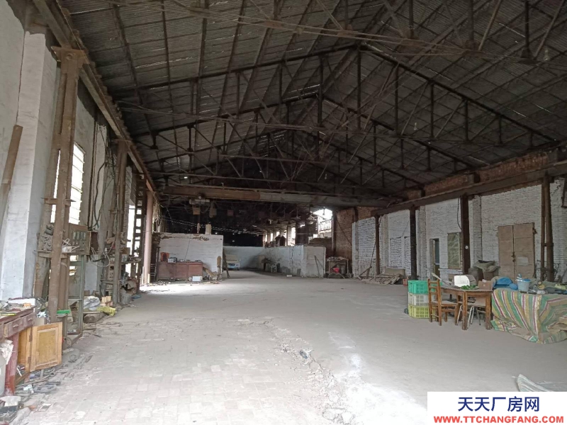 (出租)蘭州永登 河口高速路口附近，低價庫房出租。