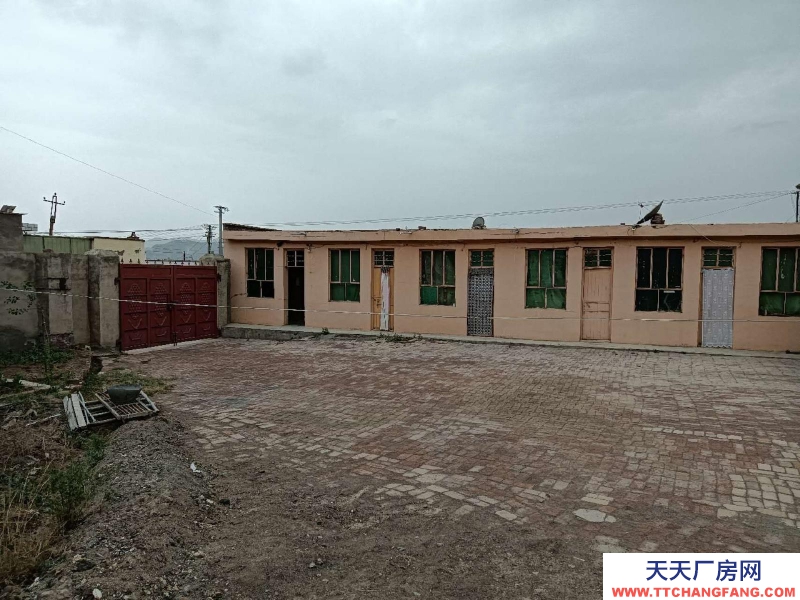 (出租)蘭州永登 河口高速路口附近，低價庫房出租。