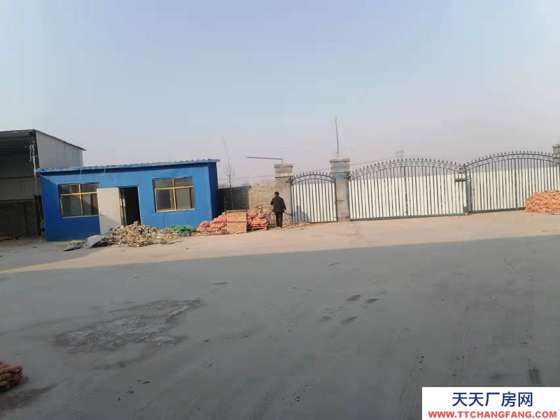 (出租)蘭州七里河 水泥墻面，彩鋼頂面，12面寬，5米高。院子彩鋼棚頂