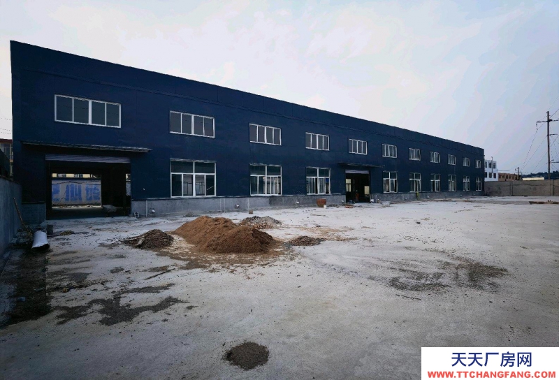 臨沂沂水獨門獨院，新廠房兩層。上下2000平，占地4畝。進大車方便。