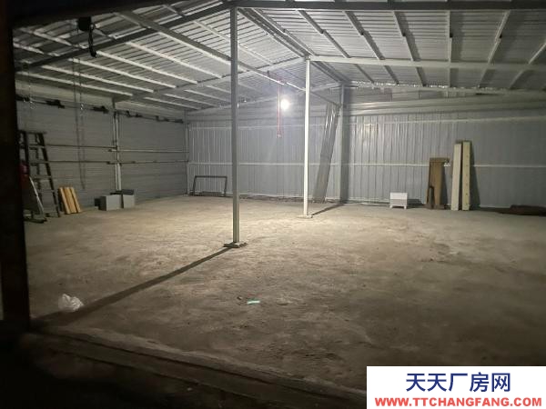 邵陽市大祥區(qū)小倉庫，鋼架棚。層高3米，