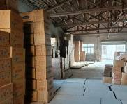 (出租) 房屋全框架結構，緊臨大道，可進出大小車，水電齊全