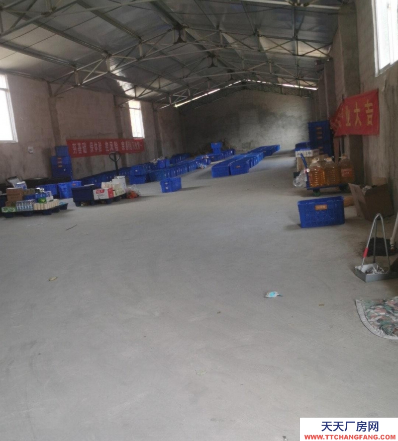 臨沂費(fèi)縣銀城花園南150米有倉(cāng)庫(kù)出租