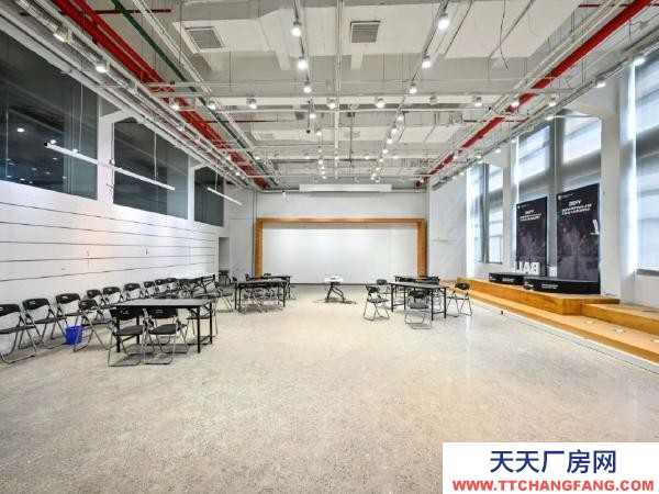 (出租) 黃浦園區(qū)內(nèi)層高6米 大開間