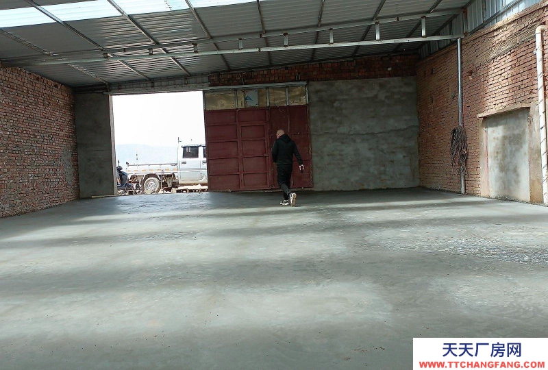 (出租) 武威涼州庫房干凈整潔，水電齊全，交通特別方便