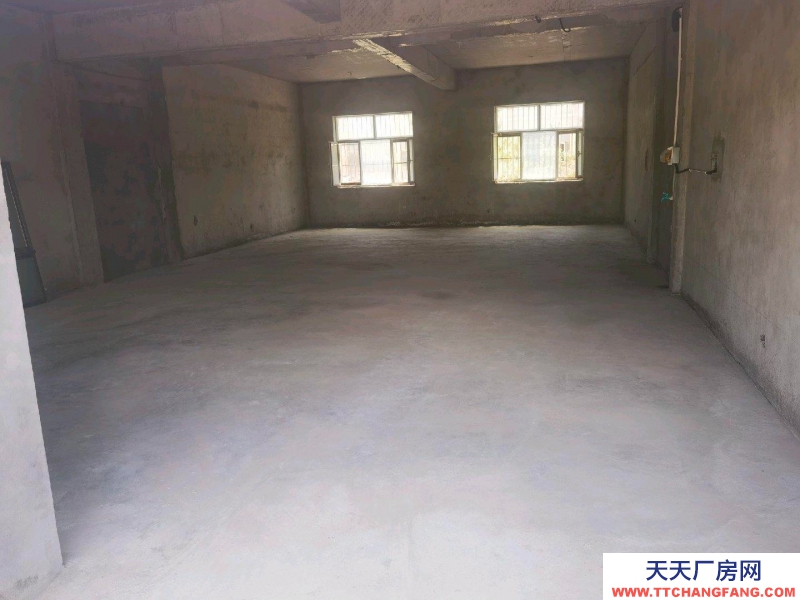 (出租) 武威涼州金旺家具市場北側(cè)一千多平米庫房出租，面積有大有小！