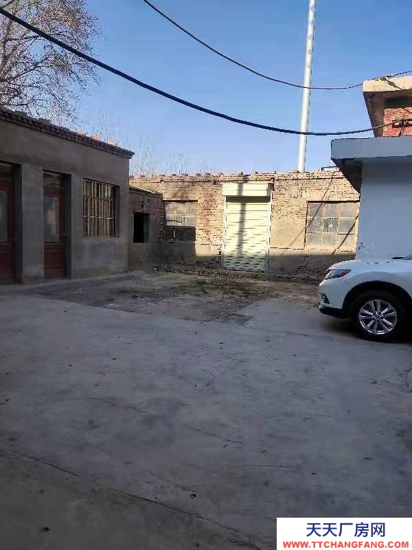 (出租)白銀白銀區(qū)院子 院內(nèi)房子數(shù)間 可做機(jī)修場地，也可以當(dāng)庫房，請聯(lián)系