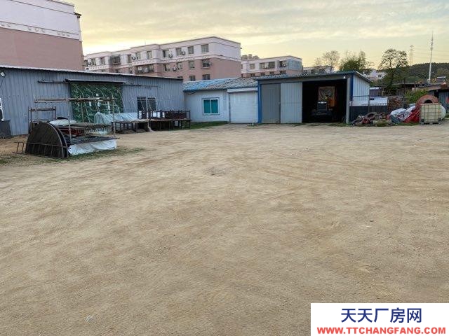 (出租)撫順 順城區雷鋒體育場高山路 廠房場地出租；價格面議