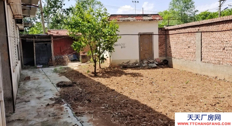 (出租) 位于百米大道，久安路口，可用做庫房，廠房等