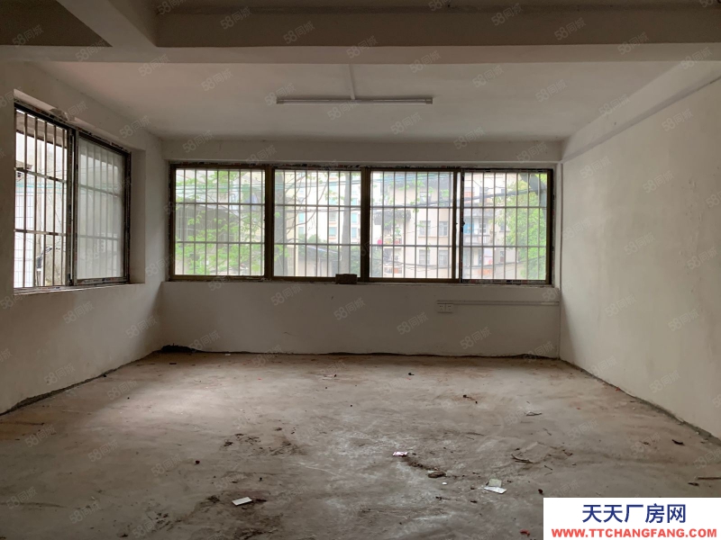 (出租) 桂林七星整棟出租，毛胚，有院子有車庫(kù)，四層樓