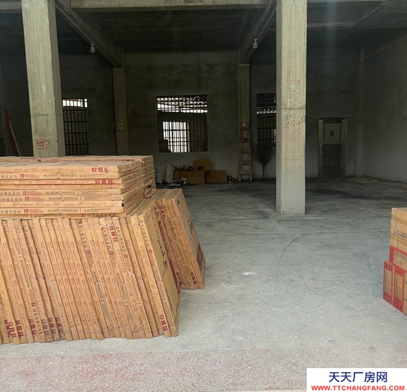 (出租) 桂林靈川一樓門面馬路邊停車方便，交通方便，有意者私聊