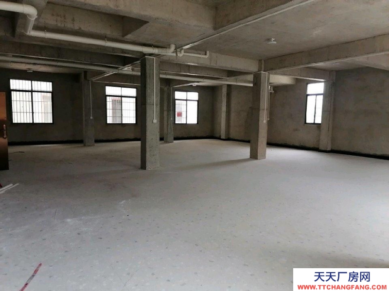 (出租) 桂林靈川倉庫出租，帶貨梯，550平方，交通便利，可進大貨車