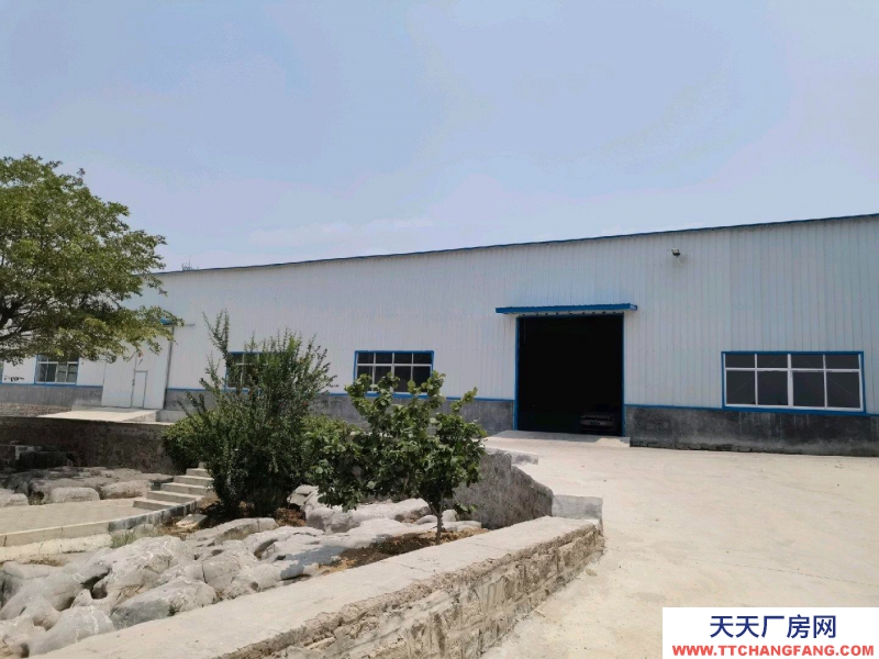 泰安肥城交通十分方便，環境優雅，可做倉儲，車間，車間地理位置非常顯眼