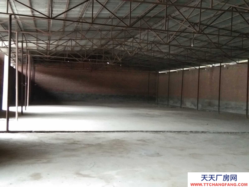 (出租)焦作山陽 該房屋臨近大路，出入方便一層