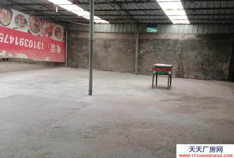 (出租)焦作 解放區(qū)紅太陽(yáng)家具城斜對(duì)面出租倉(cāng)庫(kù)