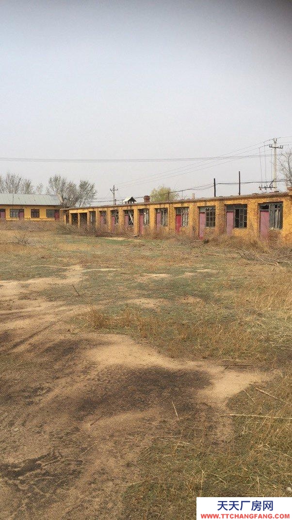 秦皇島 昌黎 城東，茅臺(tái)葡萄酒廠南行100米！