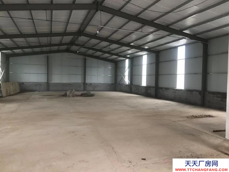 聊城冠縣交通方便，水電齊全 有三相電 大車(chē)出入方便 ，價(jià)格優(yōu)惠