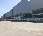 (出租) 出租金山區(qū)獨(dú)門(mén)獨(dú)院18000平米雙邊高平臺(tái)倉(cāng)庫(kù)場(chǎng)地?zé)o稅收