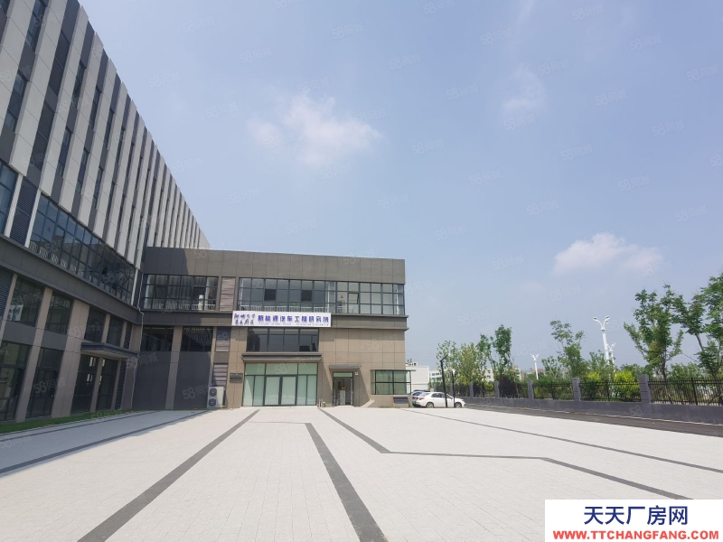 聊城臨清555面積 挑高12米 有房本可按揭