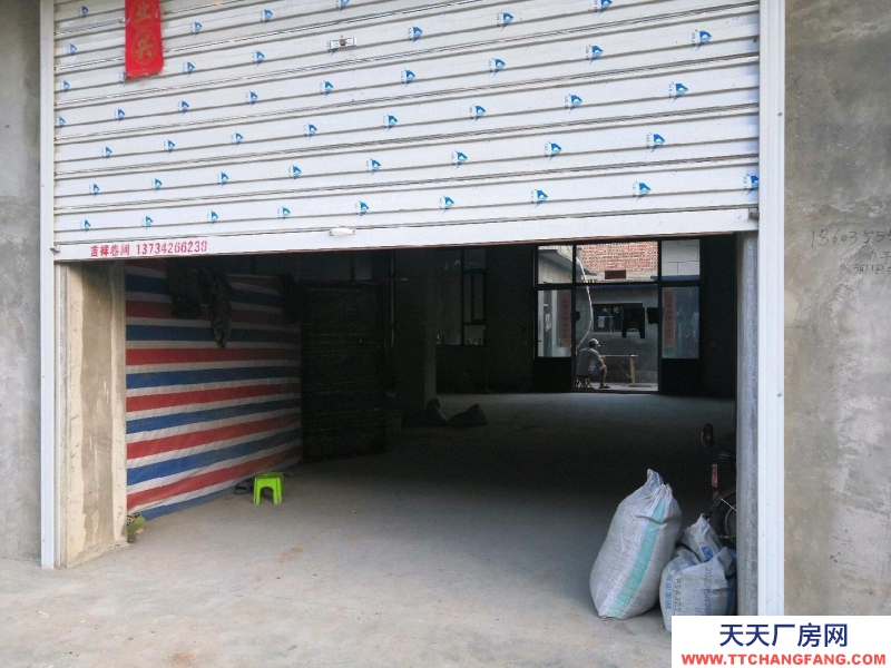 (出租) 15米×12米大通房，交通便利，位置優(yōu)越。