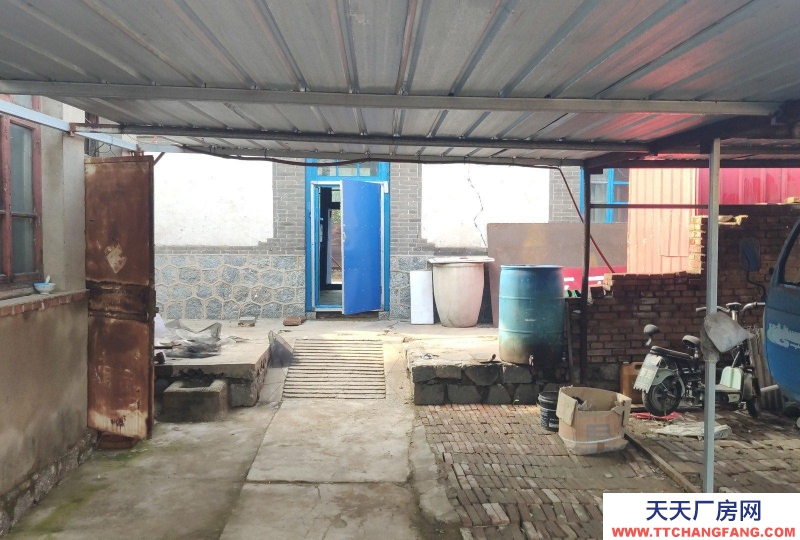 秦皇島 盧龍縣 個人三間正房，鎮中東500米，可用于陪讀，寬敞明亮，超寬大門