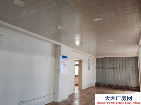 邵陽市邵東縣 可進17.5米大掛車，門口有大空坪，320國道上大型倉庫出租