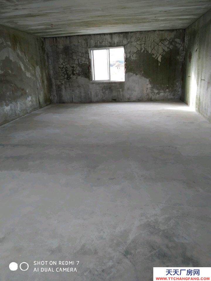 威海環翠上下兩層有貨梯的廠房出租