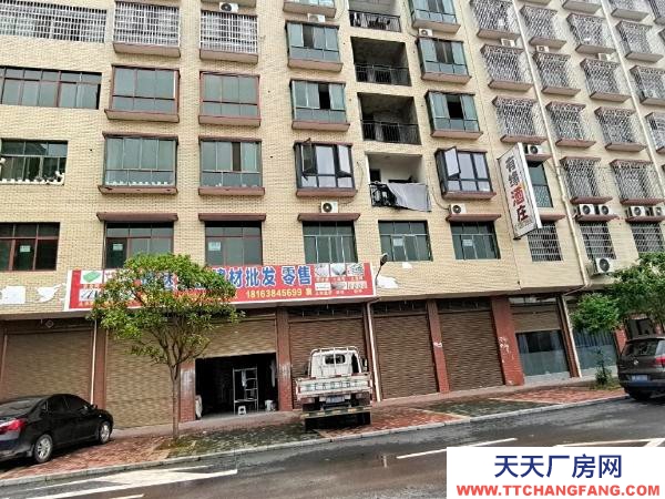 邵陽市北塔縣 位置是高撐小學對面柘木社區2棟3單元，面積超大空間