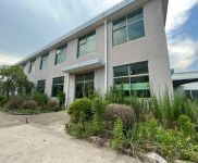 (出售) 奉城高速口旁占地56畝建筑面積18000平，價(jià)格8600個(gè)W