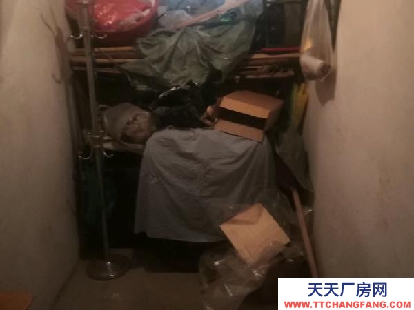 邯鄲 叢臺 房源緊挨樓道，方便可以存車子，可以改電充電動車