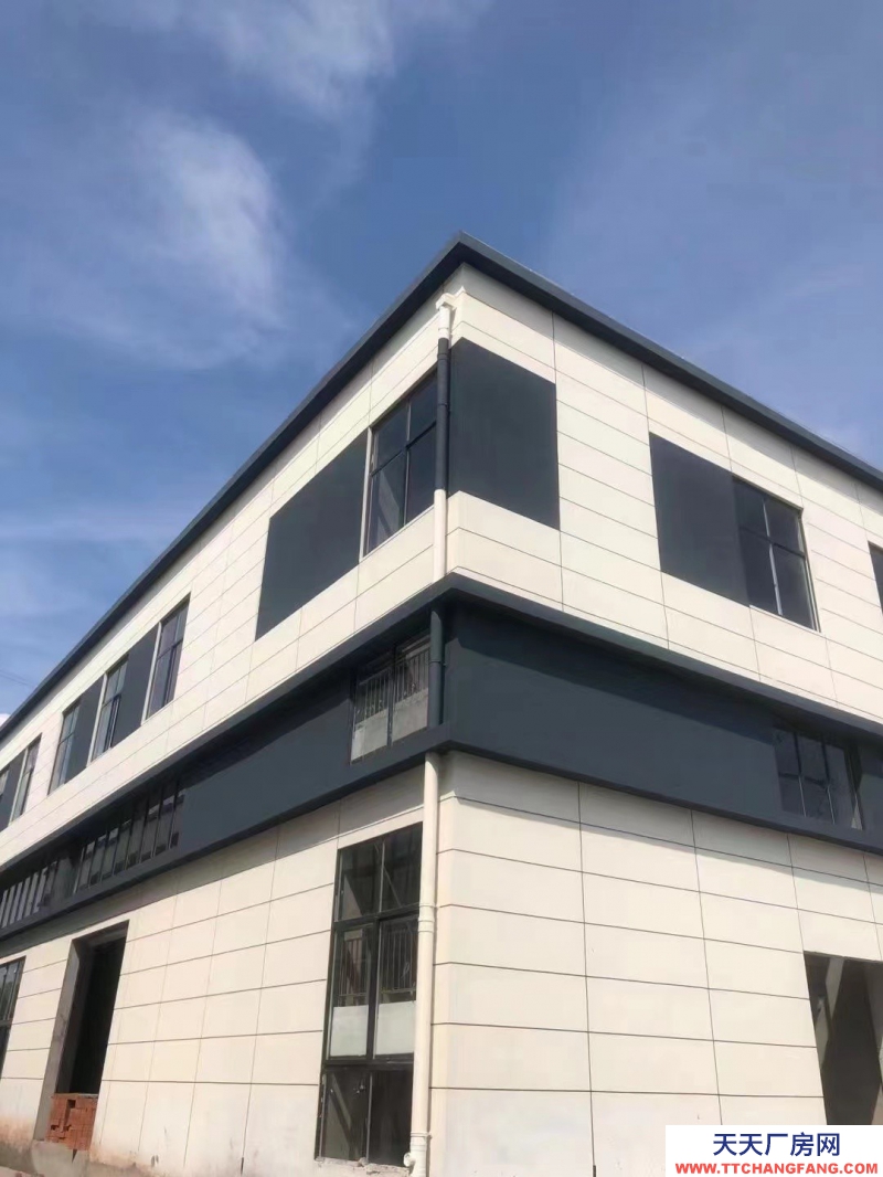 面積900-2000m2；獨棟、雙拼或分層高標準工業廠房。