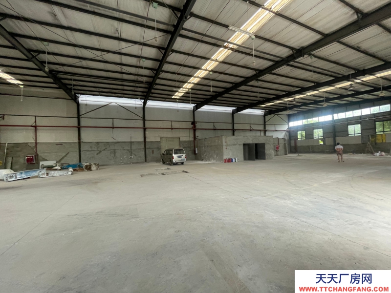 雙流航空港1300平標(biāo)準(zhǔn)鋼結(jié)構(gòu)廠(chǎng)房可生產(chǎn)辦公