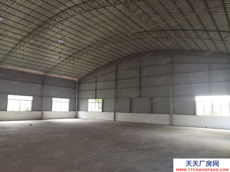 (出租) 柳州鹿寨工業園20畝廠房招租，下高速即到，有辦公樓宿舍食堂。