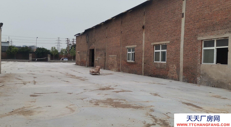 邯鄲 復興  倉庫600平方，外置硬化地1400平，獨門獨院。