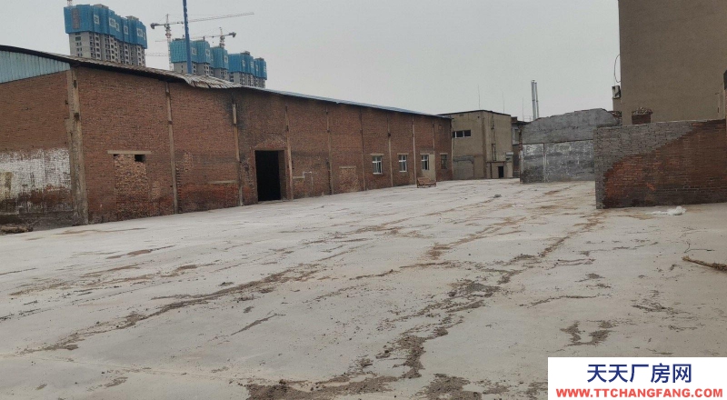 邯鄲 復興  倉庫600平方，外置硬化地1400平，獨門獨院。